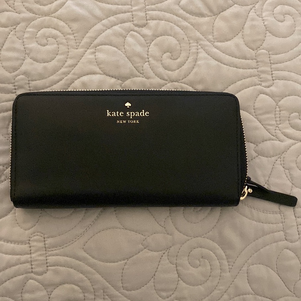 Kate Spade Wallet - NEW